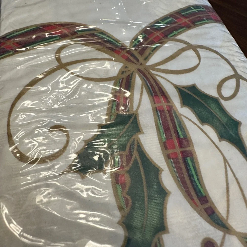 Lenox Wondershop Guest Towels Holiday Nouveau Christmas Napkins Paper 2 Packs